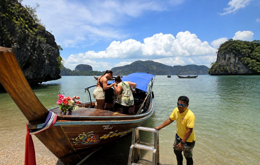 James Bond Island & Phang Nga Bay by Longtail Boat
