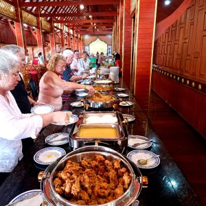 Guests enjoying Thai lunch during James Bond Island tour