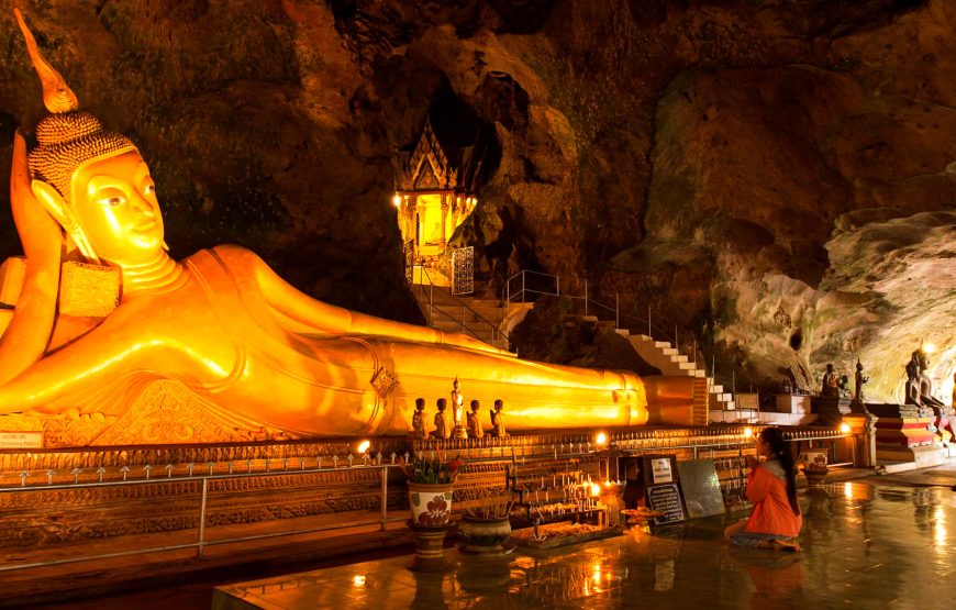 James Bond Island & Phang Nga Bay by Longtail Boat